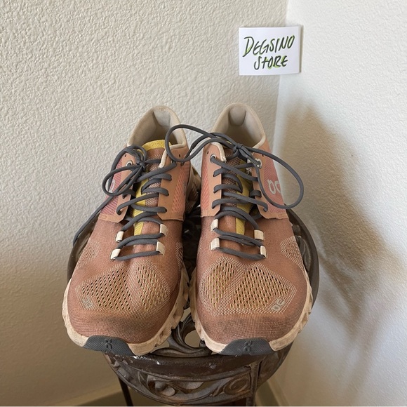 On Running Cloud 5 Mocha/Sand Lace Front Sneaker - Picture 2 of 9